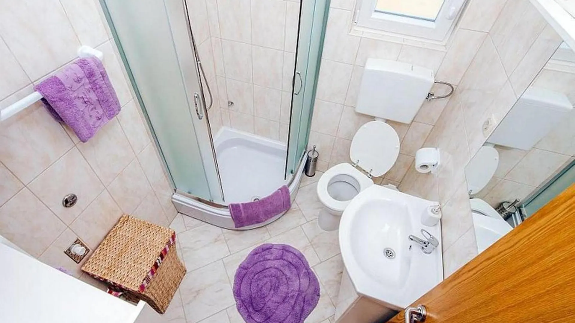 Apartments Perinic فرسي