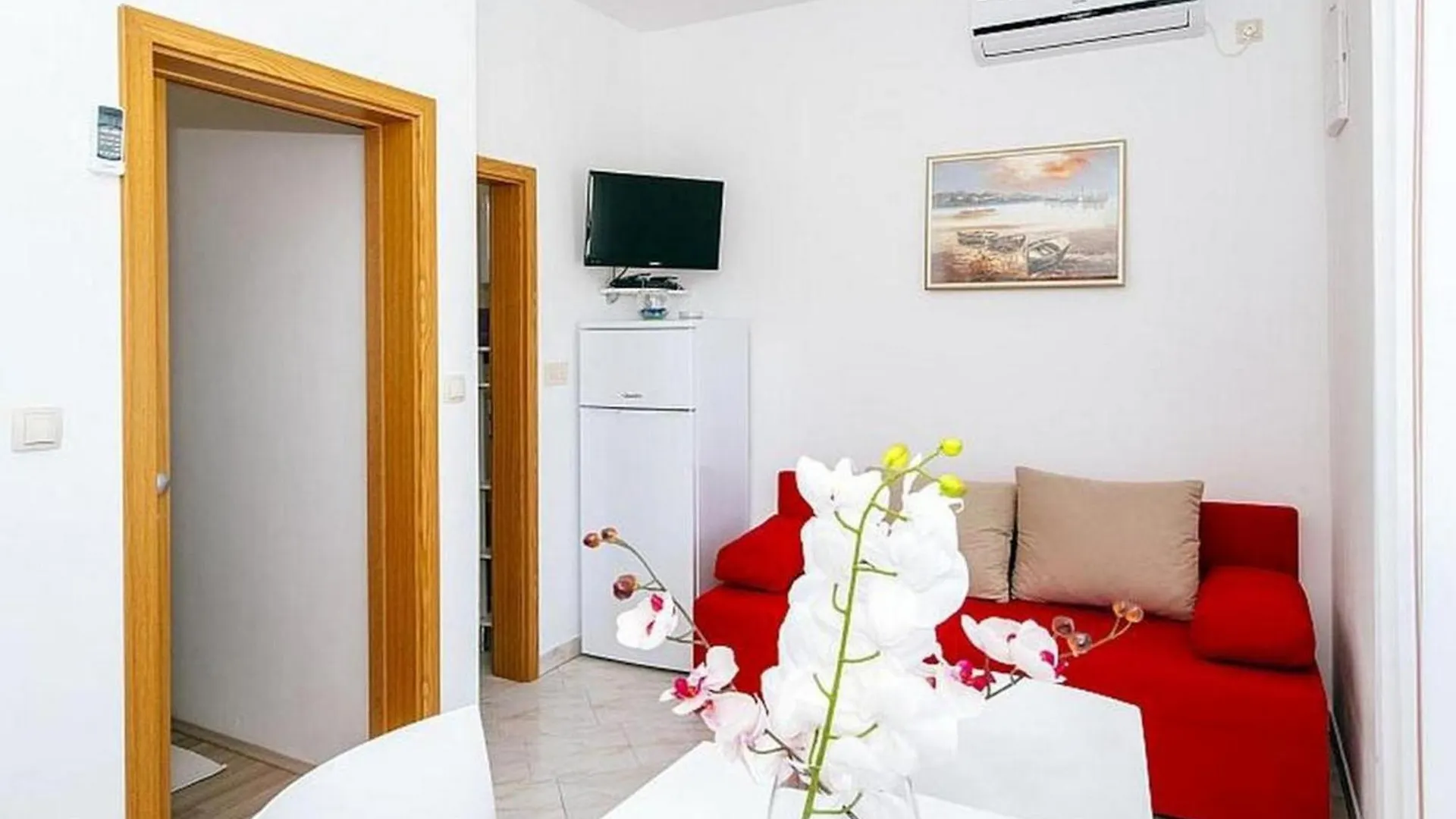 Apartments Perinic فرسي